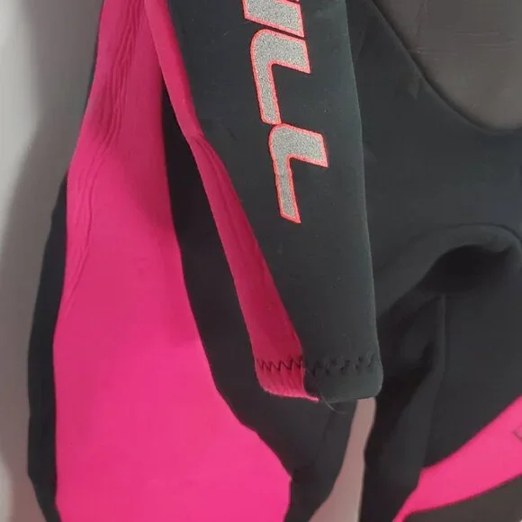(SOLD  on EBay) O'neill Women's REACTOR 3/2mm- Back Zip, Full Wetsuit- Blk&Pink - Picture 12 of 17